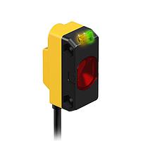 Banner Engineering QS18VN6RBQ Photoelectric Sensors WORLD-BEAM QS18 Series: Receiver (FLush Front); Range: 3 m; Input: 10-30 V dc; Output: Complementary Solid-State NPN; 150 mm (6 in) M8 Pigtail QD