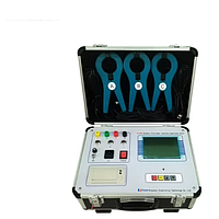 Capacitance/tan δ meter