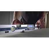 How is the measuring tape used correctly?