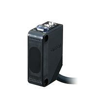 OMRON E3Z-D82 Compact Photoelectric Sensor (1000 mm, IO-Link, PNP, cable 5 m)