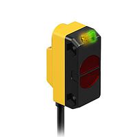 Banner Engineering QS18EP6W W/30 Photoelectric Sensors WORLD-BEAM QS18 Expert Series: Divergent Diffuse; Range: 300 mm; Input: 10-30 V dc; Output: PNP; 9 m (30 ft) Cable