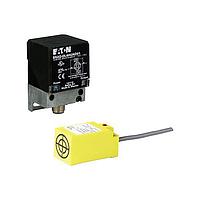 Eaton E52-25QS10-C1 Proximity Sensors RECT IND PROX 3W DC NPN