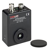 THORLABS APD430A/M Variable-Gain, Temperature-Compensated Si Avalanche Photodetectors (400 - 1000 nm, M4 Taps)