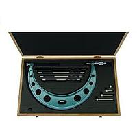 MITUTOYO 104-141A Outside Micrometer with interchangeable anvils (200-300mm / 0.01mm)