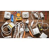 Tips for Using a Clamp Meter to Check Household Electrical Loads During Tet