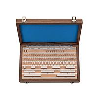 Mahr 4800018 Rectangular Gage Block Set made of Ceramic (tolerance class 0, 406 C)